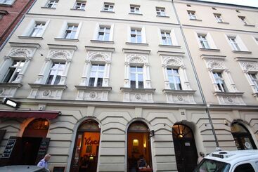 Turist apartmanları Rainbow Apartments 2