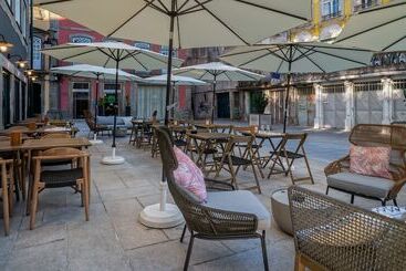 تختخواب و صبحانه Porta Nova Collection House