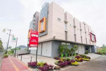 Hotel Oyo 871 Aira Costel