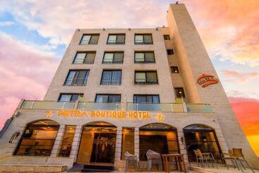 هتل Petra Boutique