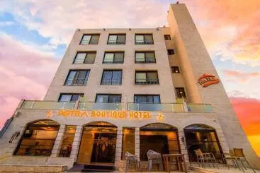 هتل Petra Boutique