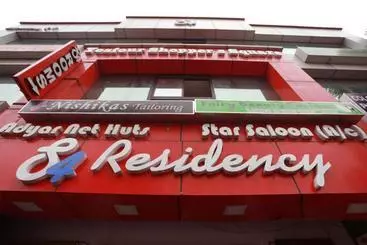 Hotel S4 Residency