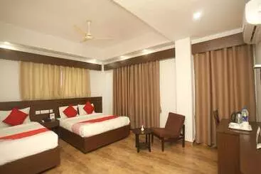 Hotel Aloka Inn