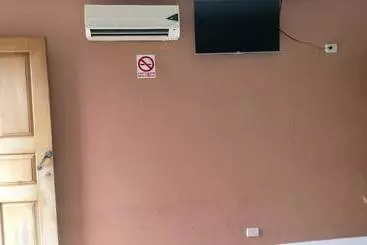 Hotelli Cabinas El Tropico