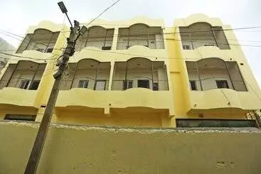 Hotel Hari Dham By Oyo Rooms