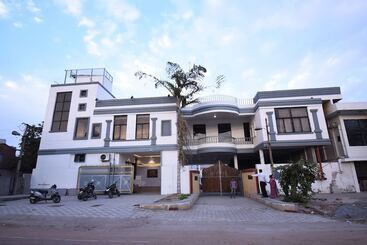 Hotell S B Excellency