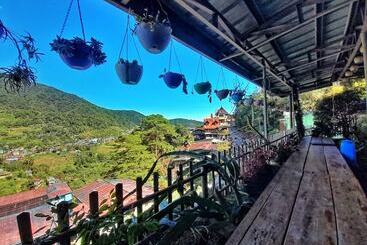 Banaue Pink Eco Hostel