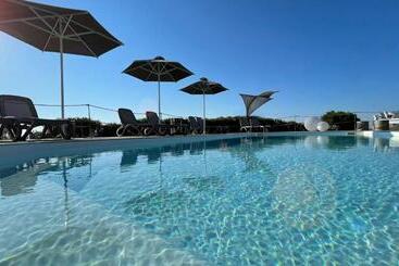 Hôtel Hermoso Luxury Suites