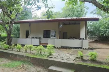 Pension Ashane Holiday Bungalow Digana