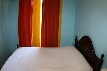 پانسیون Mana Guest House