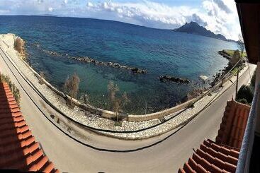 Elena S Luxury Studios And Apartments