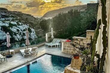 مبيت وإفطار Viewpoint Boutique Living