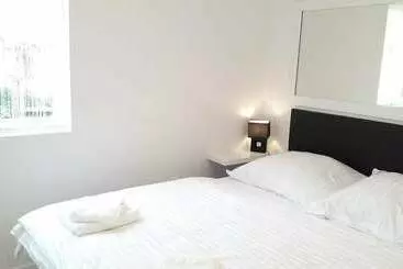 Turistihuoneistot Downtown Park Apartments With Balcony