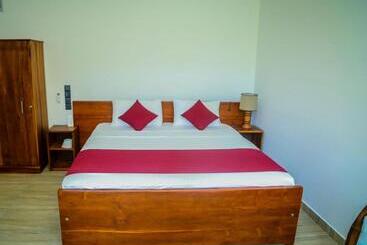 Bed and Breakfast Surf Ocean Villa