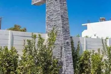 アパートホテル Alexander Studios & Suites   Adults Only