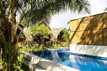 هتل Cotton Tree Cottages