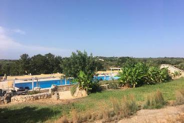 קוטג'' Agritria Di Umberto Anglisani