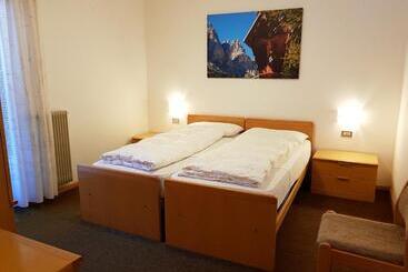 דירה Residence La Zondra