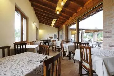 Aamiaismajoitus (B&B) Corte Di Tosina