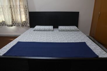 Hotel Planet Pool Inn