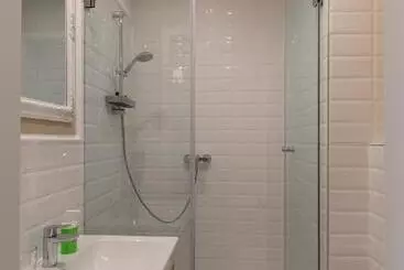 آپارتمان‌های توریست‌ها Roland Apartments