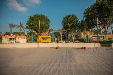 Hotel Umm Al Quwain Beach