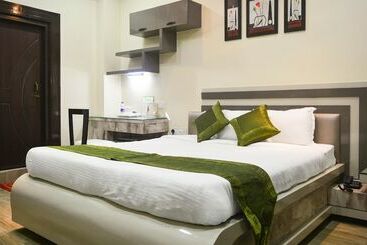 Hotel Treebo Trend Aryan Address