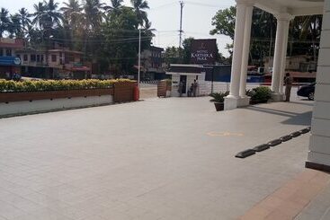 בית מלון כפרי Karthika Park