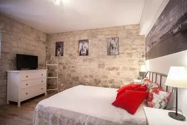 Turist apartmanları Apartment & Room Ursa