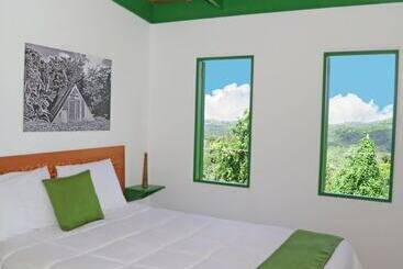 هتل Hacienda Juanita