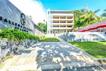 Hotel Ballena Regency
