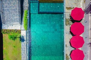 호텔 Ballena Regency