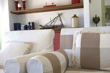 Apartamenty turystyczne Nena S Art House