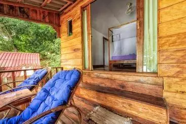 リゾートホテル White Beach Bungalows