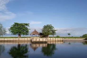 هتل Hakuna Lodge