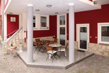 Ferienwohnungen Pension Aurora