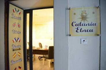 Catania Etnea Bed And Breakfast