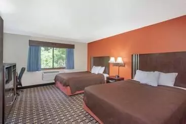 ホテル Americinn By Wyndham Cloquet