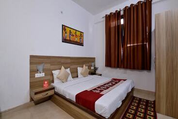 בית מלון כפרי D C Vilas