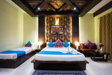 ホテル Golden Star Continental & Spa