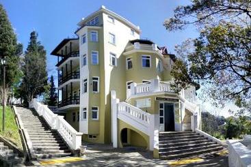 בית מלון כפרי Podmoskovye