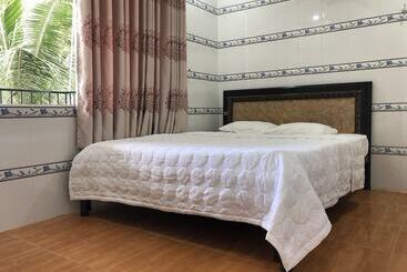 Aha Ngoc Lan Hotel Con Dao