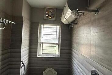 Hotell Nirvana Lodge