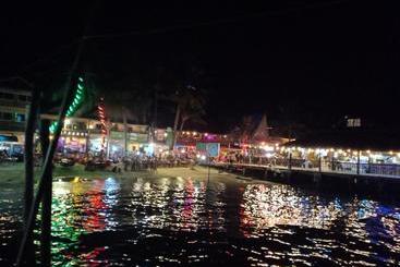 پانسیون Sweet Jungle Tents