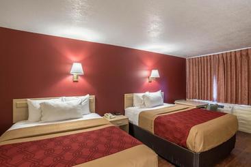 فندق Econo Lodge I 40 Exit 286 Holbrook Holbrook