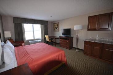 فندق Townsquare Place