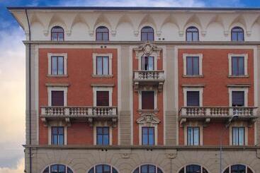 تختخواب و صبحانه Binariouno