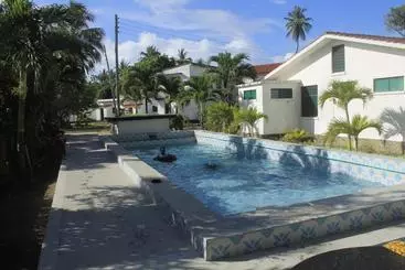 ペンション Hidden Paradise Beach Cottages Msambweni