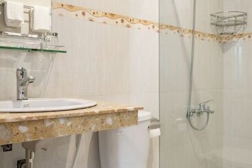 בית מלון כפרי Newstar Phu Quoc Bungalow