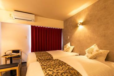 شقة فندقية Mr.kinjo Inn Rycom Kitanakagusuku